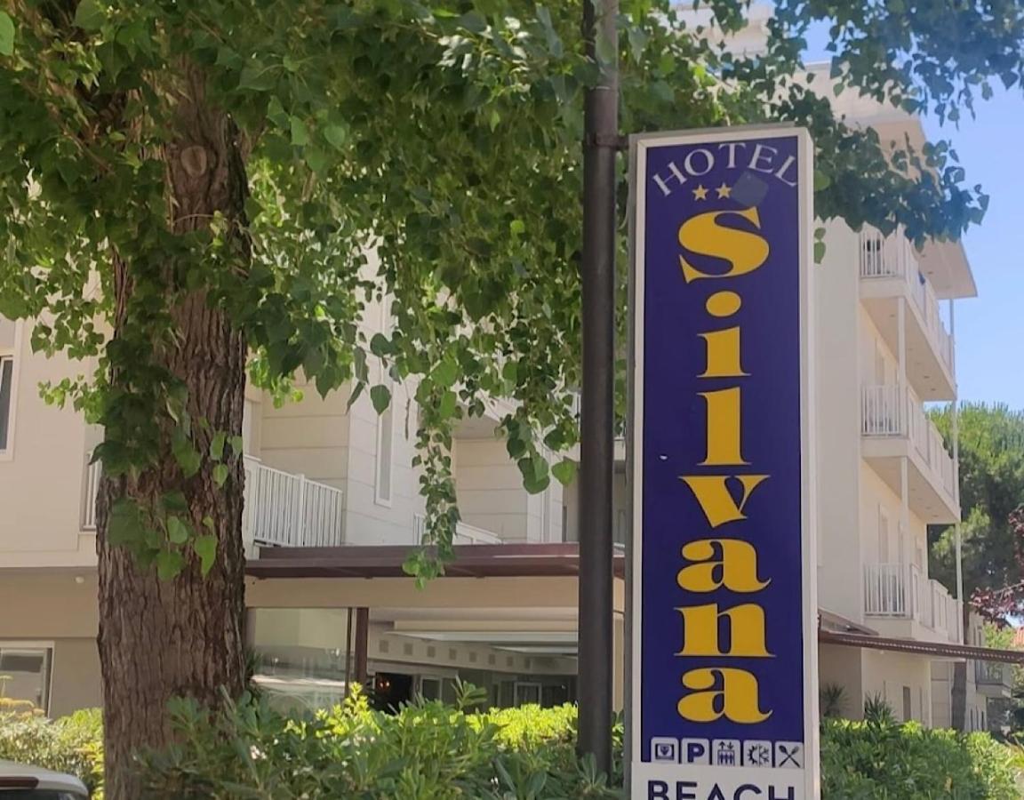 Hotel Silvana Beach ريميني المظهر الخارجي الصورة